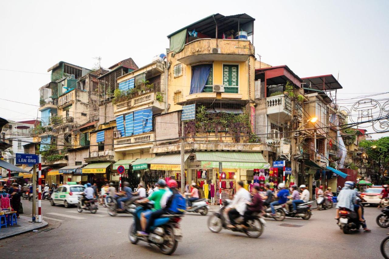 Hotel Reddoorz Yen Phu Street Hanoi Exterior foto