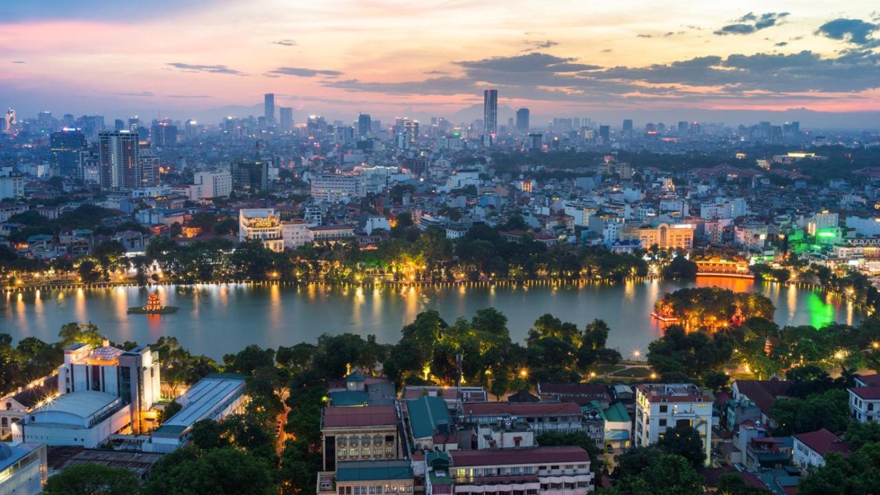 Hotel Reddoorz Yen Phu Street Hanoi Exterior foto
